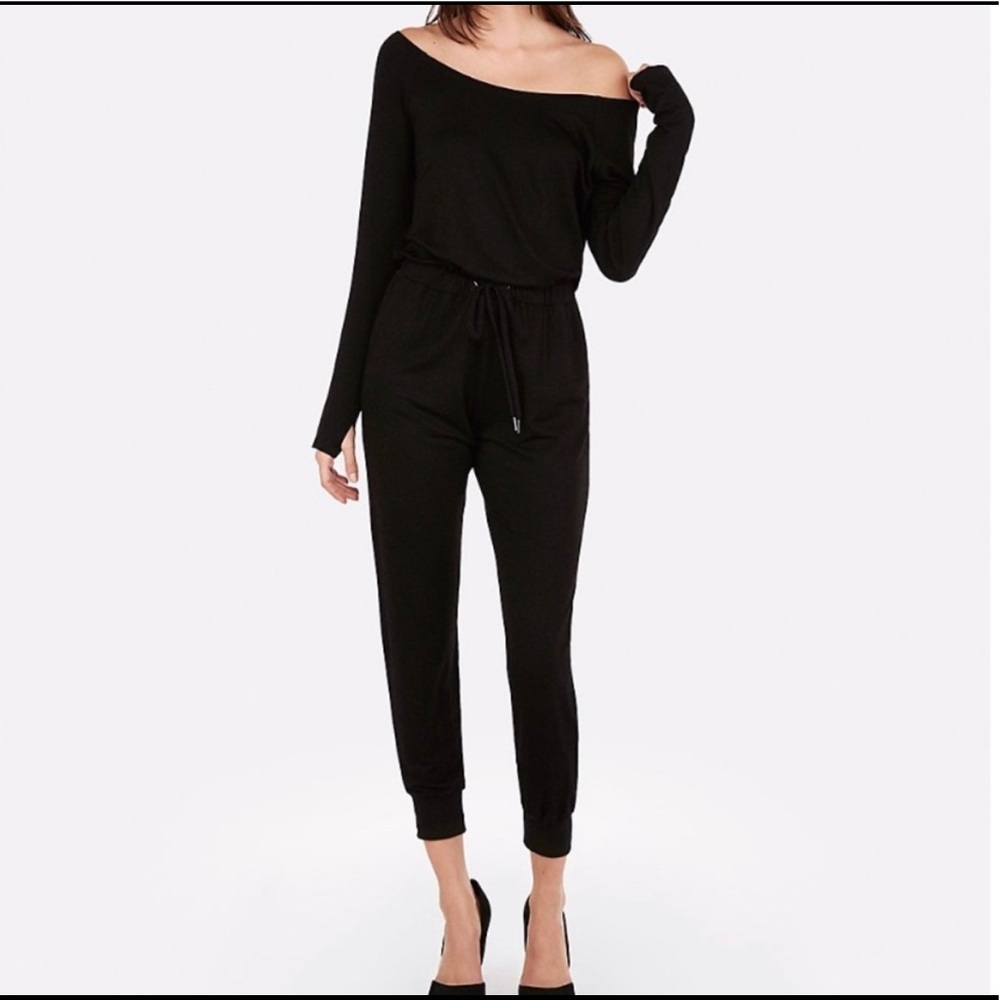 Express Olivia Culpo off shoulder Jumpsuit Sz L